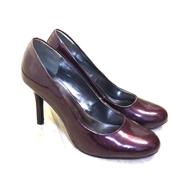 Nine West wine colored patent leather heels - Picture 1 of 2